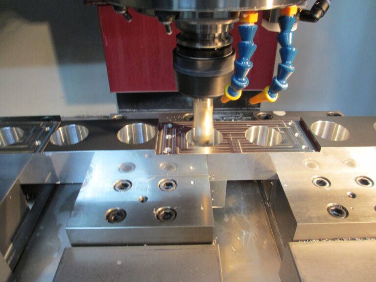 株式会社　阪田製作所